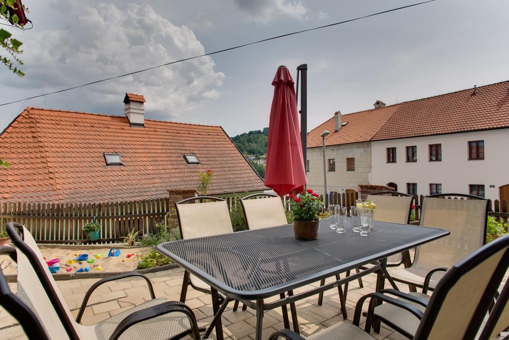 Amazing 5 Bedroom House Krumlov 82 - 4 Min Walk To Main Square Český Krumlov Eksteriør billede