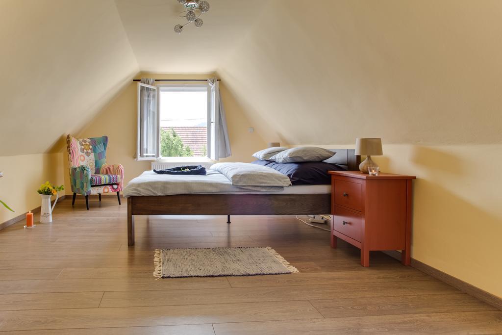 Amazing 5 Bedroom House Krumlov 82 - 4 Min Walk To Main Square Český Krumlov Eksteriør billede