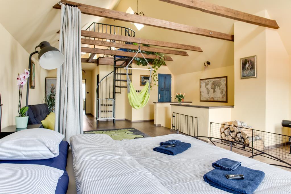 Amazing 5 Bedroom House Krumlov 82 - 4 Min Walk To Main Square Český Krumlov Eksteriør billede